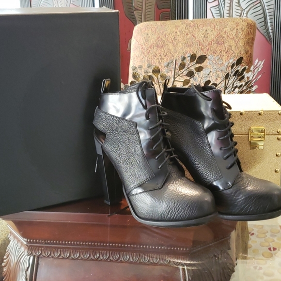 Alexander Wang Shoes - Alexander Wang Ankle Lace up boots